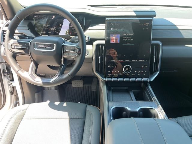 2026 GMC Acadia AT4 - Photo 12