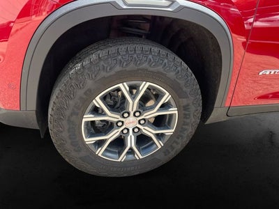 2025 GMC Acadia AT4