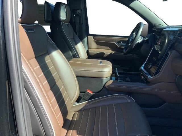 2025 GMC Yukon XL Denali Ultimate