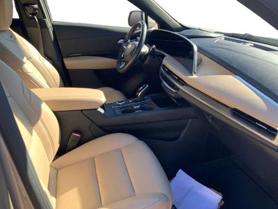 2024 Cadillac XT4 Premium Luxury
