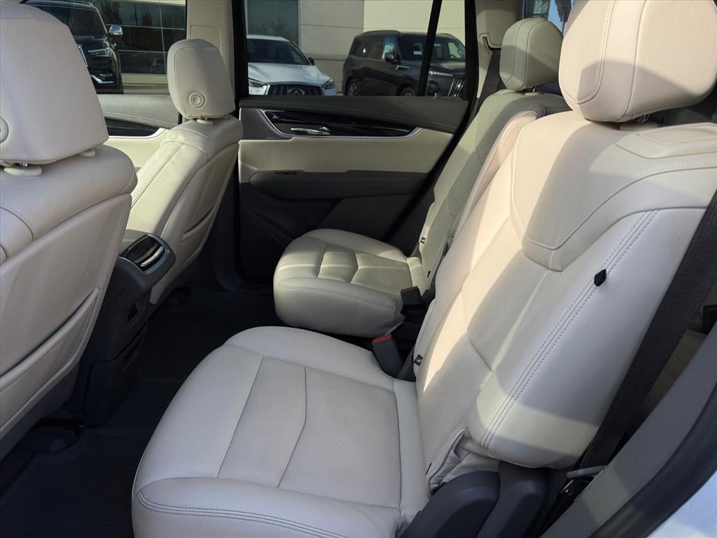 2023 Cadillac XT6 Premium Luxury