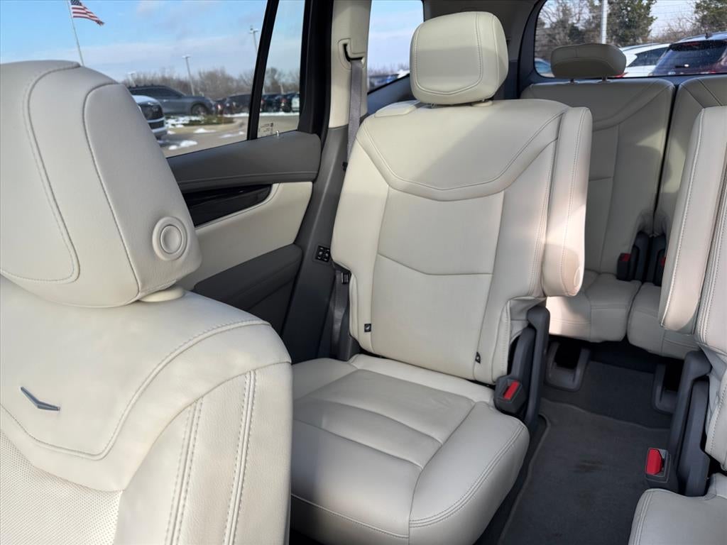 2023 Cadillac XT6 Premium Luxury