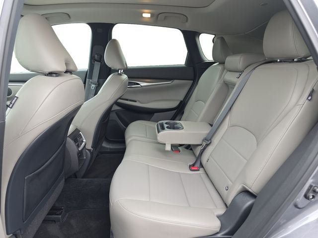 2023 INFINITI QX50 LUXE AWD