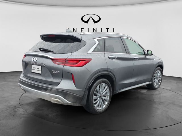 2023 INFINITI QX50 LUXE AWD