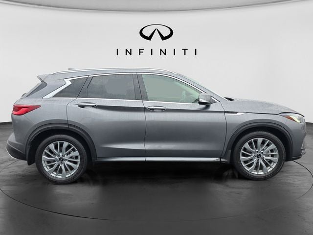 2023 INFINITI QX50 LUXE AWD