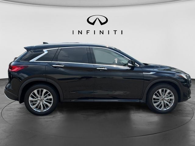 2023 INFINITI QX50 LUXE AWD