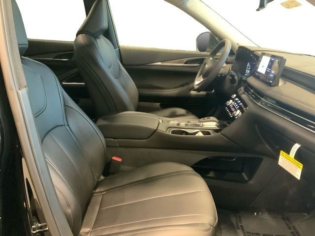 2027 INFINITI QX60 Luxe AWD