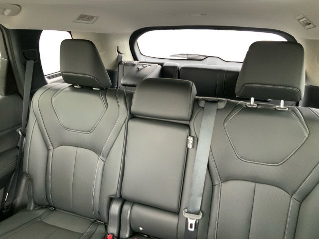 2027 INFINITI QX60 Luxe AWD