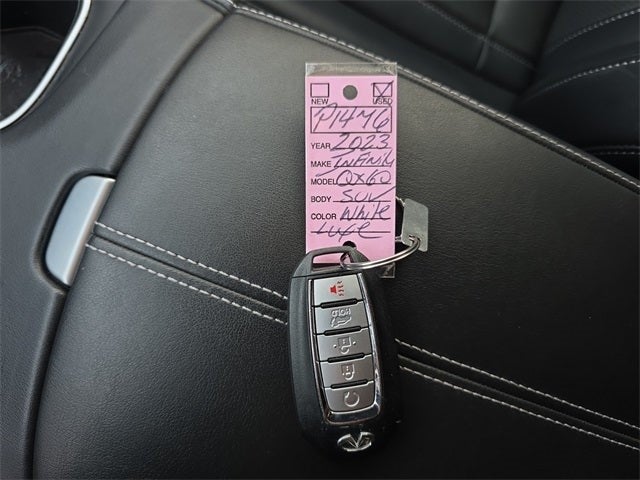 2023 INFINITI QX60 LUXE AWD