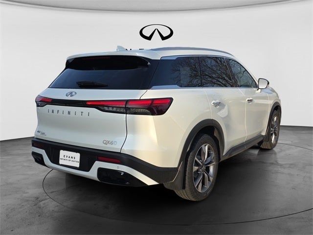 2023 INFINITI QX60 LUXE AWD