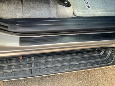 2008 Toyota Sequoia SR5 5.7L