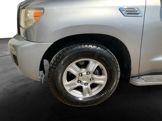2008 Toyota Sequoia SR5 5.7L