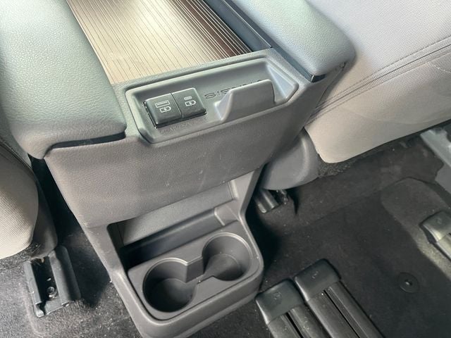 2021 Toyota Sienna LE 8 Passenger