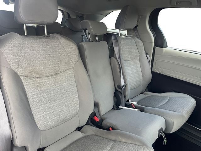 2021 Toyota Sienna LE 8 Passenger