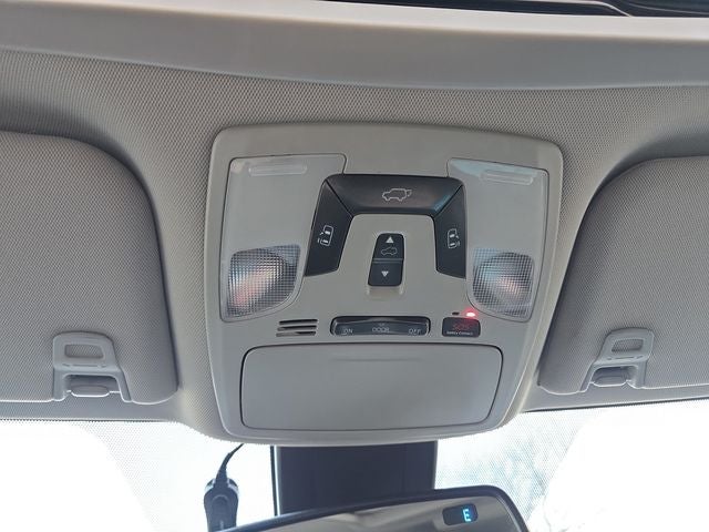 2018 Toyota Sienna SE Premium 8 Passenger