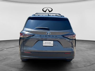 2025 Toyota Sienna XLE 8 Passenger