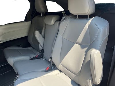 2025 Toyota Sienna XLE 8 Passenger