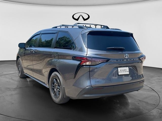 2025 Toyota Sienna XLE 8 Passenger