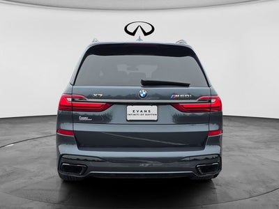 2022 BMW X7 M50i