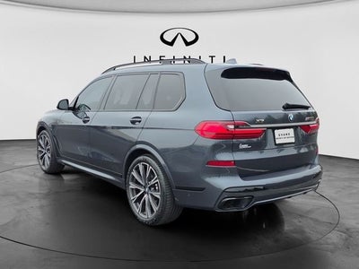 2022 BMW X7 M50i