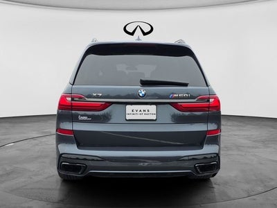 2022 BMW X7 M50i