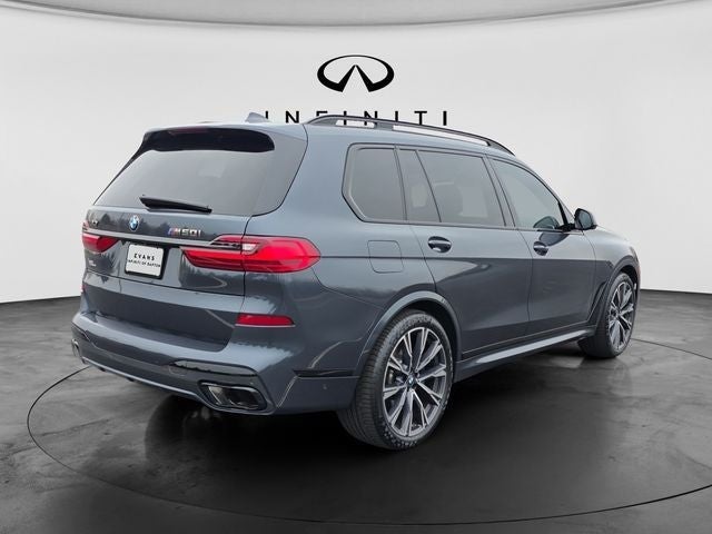 2022 BMW X7 M50i