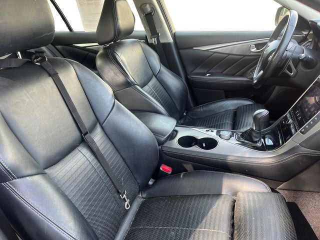 2015 INFINITI Q50 Sport