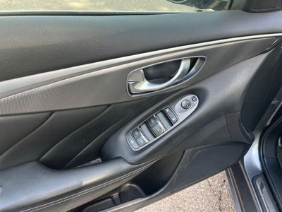 2015 INFINITI Q50 Sport