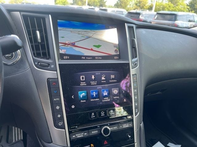 2015 INFINITI Q50 Sport