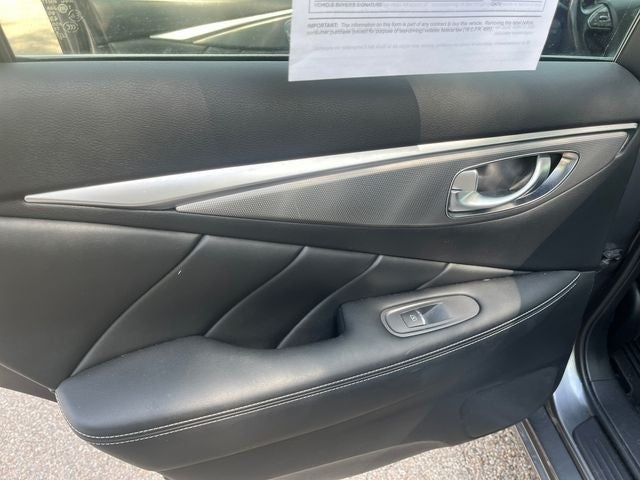 2015 INFINITI Q50 Sport