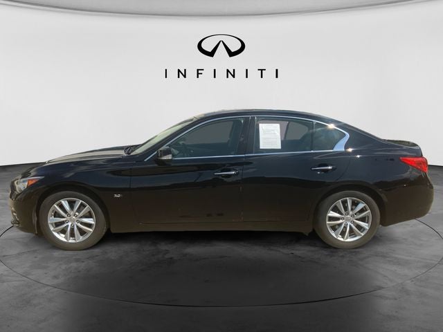 Used 2017 INFINITI Q50 Premium with VIN JN1EV7AR6HM836545 for sale in Centerville, OH