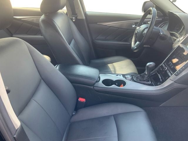 2017 INFINITI Q50 Premium AWD