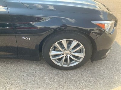 2017 INFINITI Q50 Premium AWD