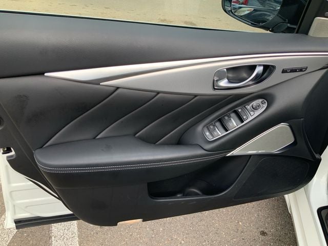 2023 INFINITI Q50 LUXE AWD