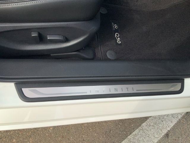 2023 INFINITI Q50 LUXE AWD