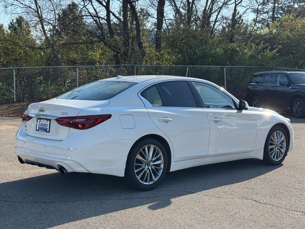 2023 INFINITI Q50 LUXE AWD