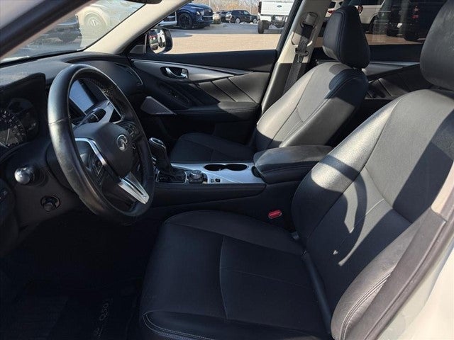 2023 INFINITI Q50 LUXE AWD