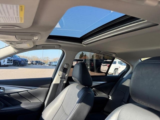 2023 INFINITI Q50 LUXE AWD