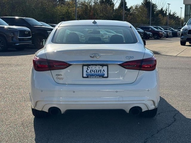 2023 INFINITI Q50 LUXE AWD