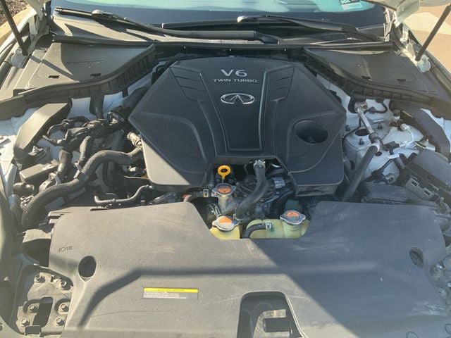 2022 INFINITI Q60 LUXE AWD