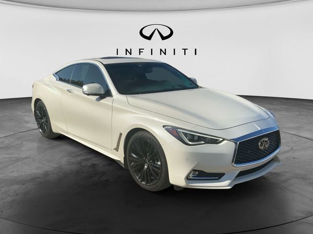2022 INFINITI Q60 LUXE AWD
