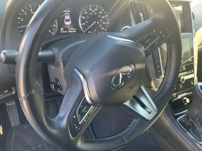 2022 INFINITI Q60 LUXE AWD
