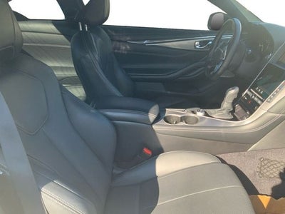 2022 INFINITI Q60 LUXE AWD