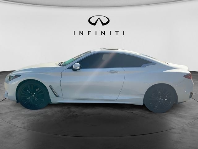 2022 INFINITI Q60 LUXE AWD