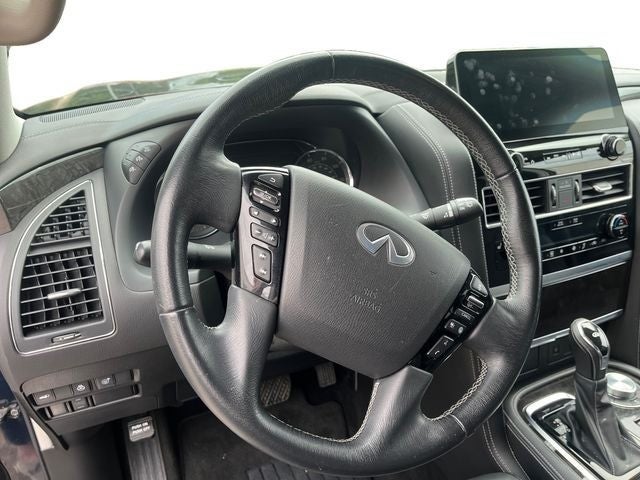 2024 INFINITI QX80 LUXE 4WD