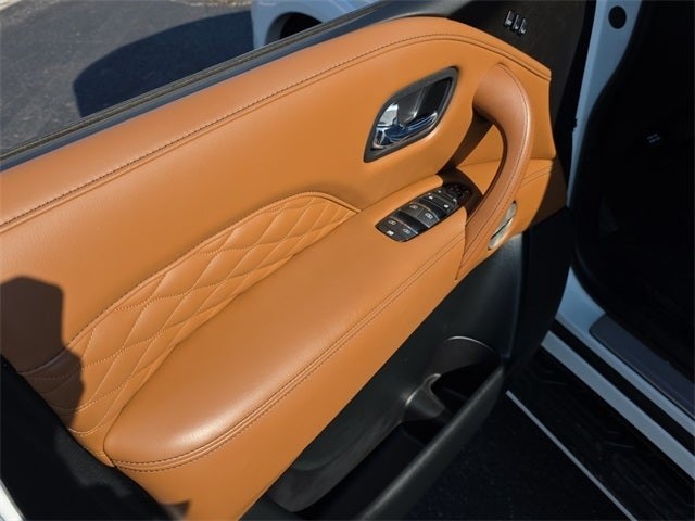 2024 INFINITI QX80 SENSORY 4WD