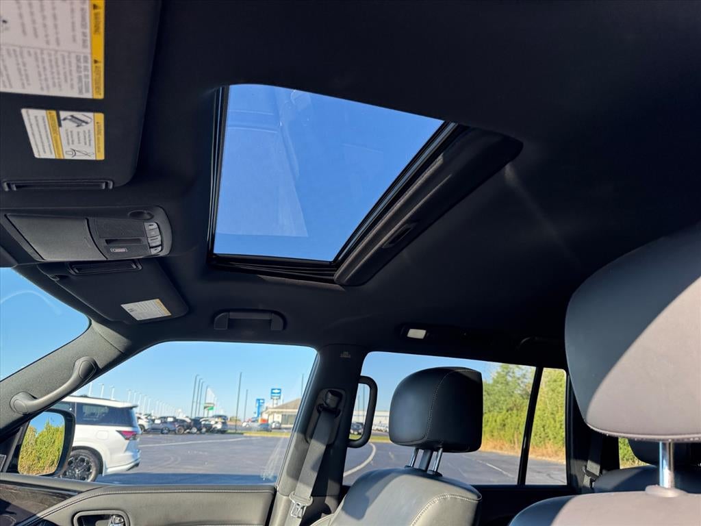 2023 INFINITI QX80 SENSORY 4WD