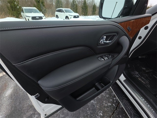 2019 INFINITI QX80 LUXE 4WD