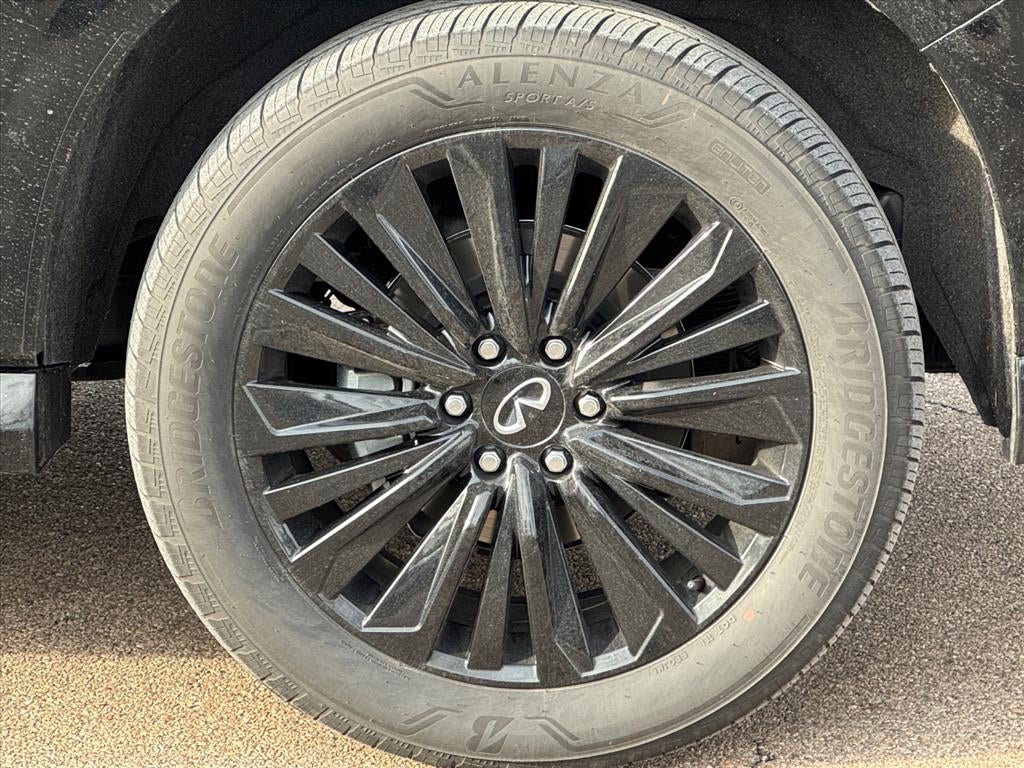 2025 INFINITI QX80 Luxe 4WD