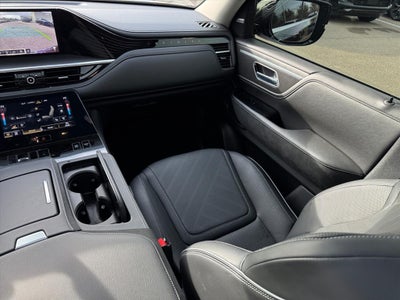 2025 INFINITI QX80 Luxe 4WD